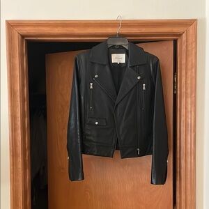 Frame Leather Jacket
Perfect Condition
Worn only once